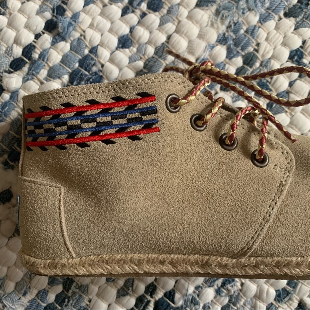 TOMS Booties - Picture 2 of 4
